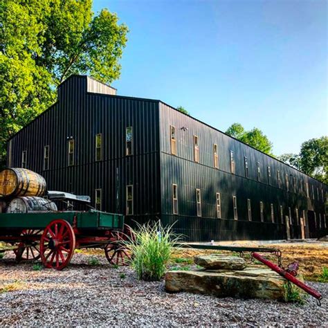 Hard truth distillery - Hard Truth was founded in 2015, and after quickly outgrowing their first distillery they started construction on a new one in 2017. The new 50,000 square-foot facility comes complete with a state-of-the-art Vendome Copper & Brass distilling system.
